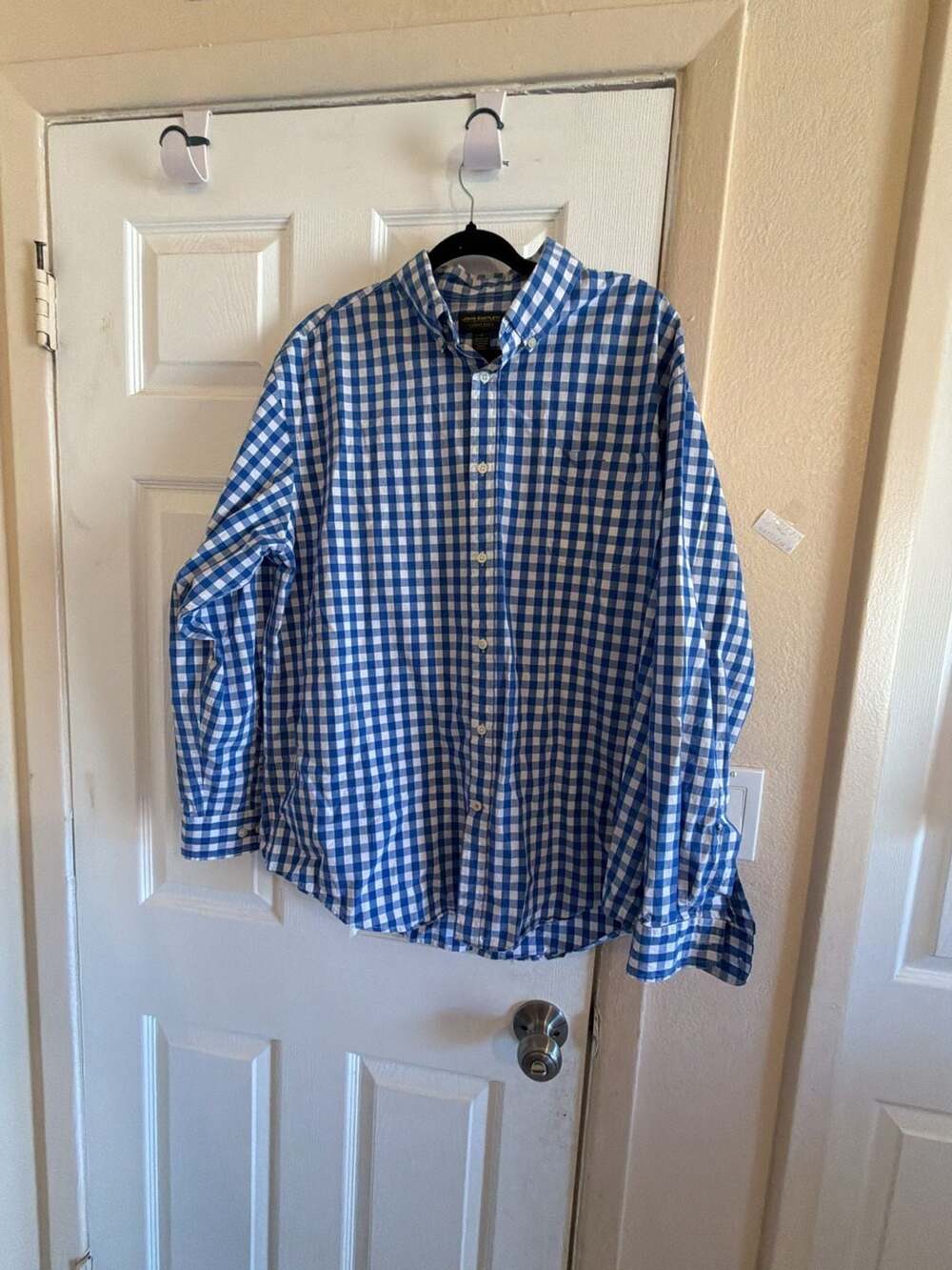 John Bartlett Blue and White Gingham Shirt Size XL 100% Cotton SOU1010-A